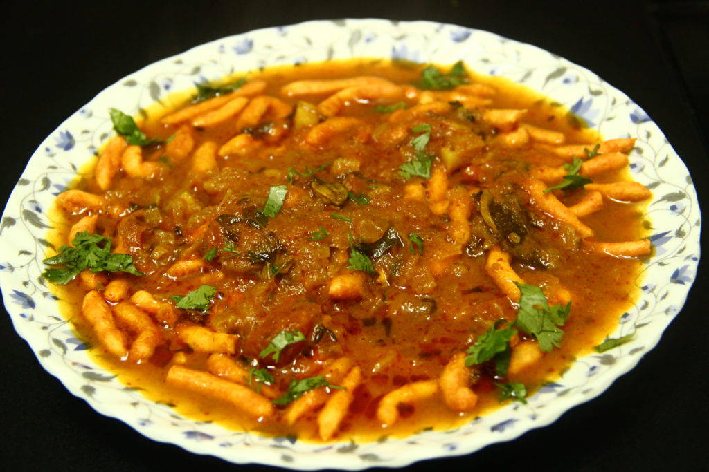 sev-tamatar-recipe